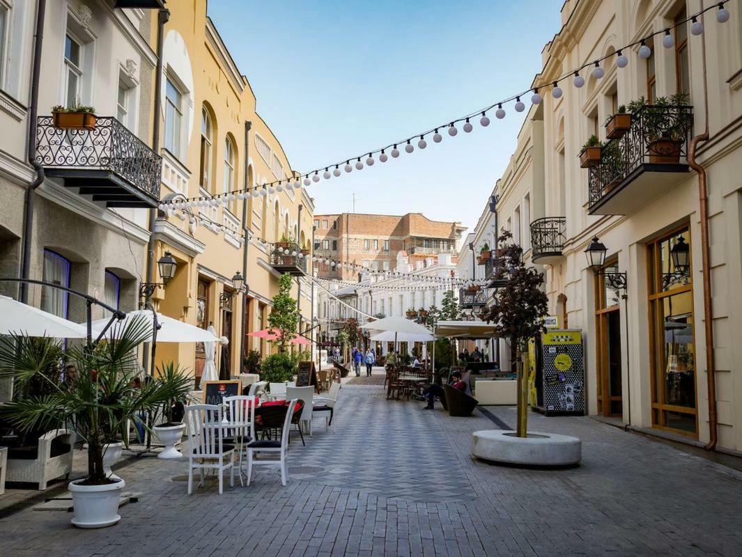 Апартаменты 12 Maksim Gorki Street Тбилиси Экстерьер фото